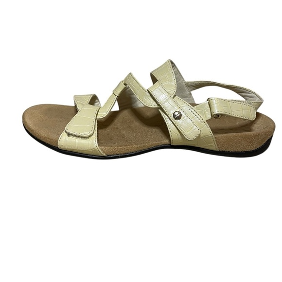 Vionic Paros sandals yellow strappy podiatrist recommended 11 - Picture 5 of 9